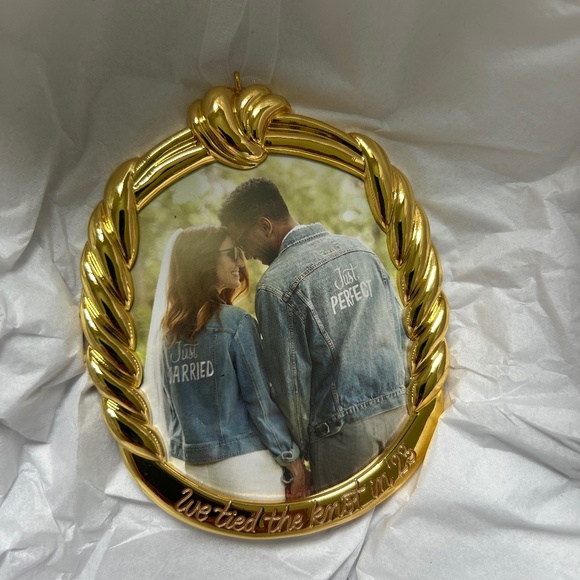 Hallmark “We Tied the Knot” Wedding Ornament - Picture 2 of 3